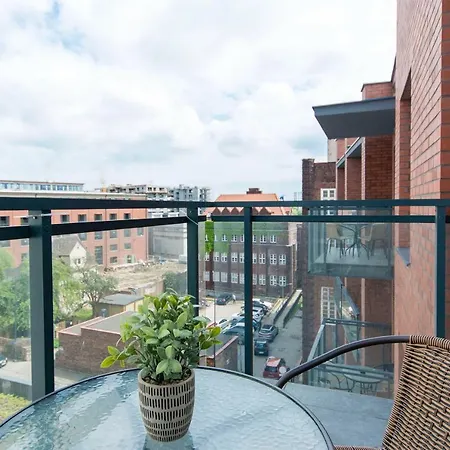 City Center - Walowa I Popieluszki By Apartmore Gdansk Exterior photo