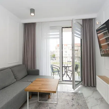 City Center - Walowa I Popieluszki By Apartmore Gdansk Exterior photo