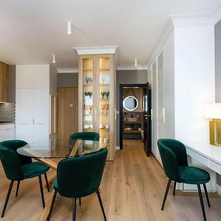 City Center - Walowa I Popieluszki By Apartmore Gdansk Exterior photo