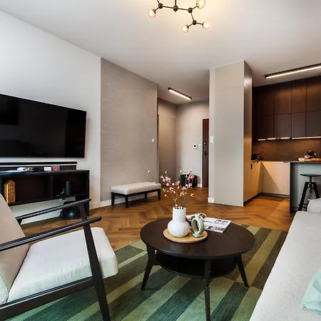 City Center - Walowa I Popieluszki By Apartmore Gdansk Exterior photo