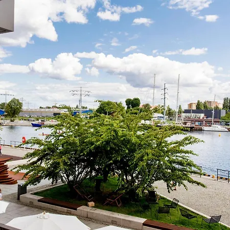 City Center - Walowa I Popieluszki By Apartmore Gdansk Exterior photo