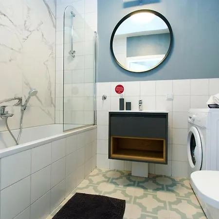 City Center - Walowa I Popieluszki By Apartmore Gdansk Exterior photo