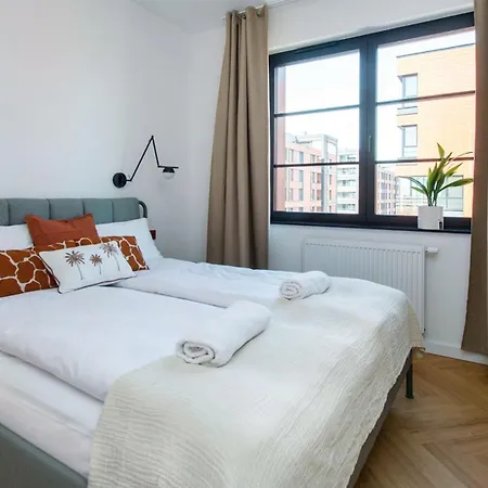 City Center - Walowa I Popieluszki By Apartmore Gdansk Exterior photo